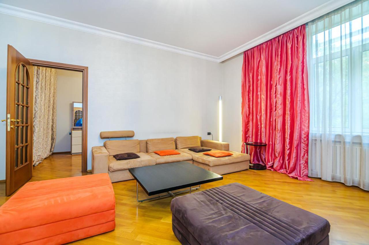 바쿠 Vip Apartamen Nizami Street 아파트 외부 사진