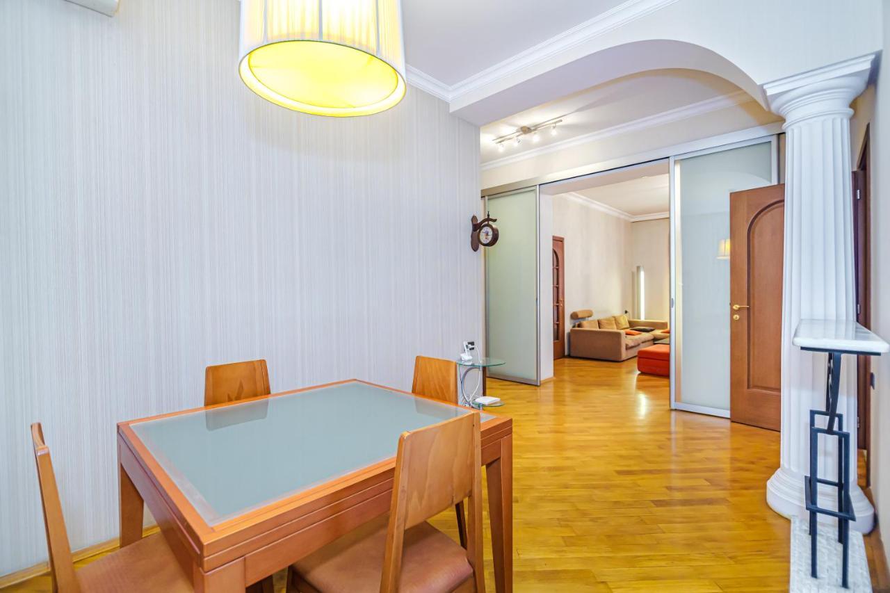 바쿠 Vip Apartamen Nizami Street 아파트 외부 사진