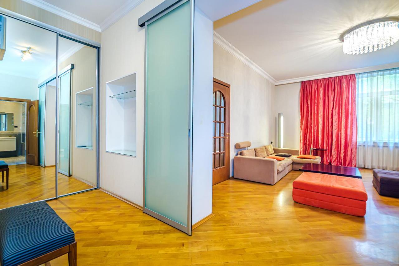 바쿠 Vip Apartamen Nizami Street 아파트 외부 사진